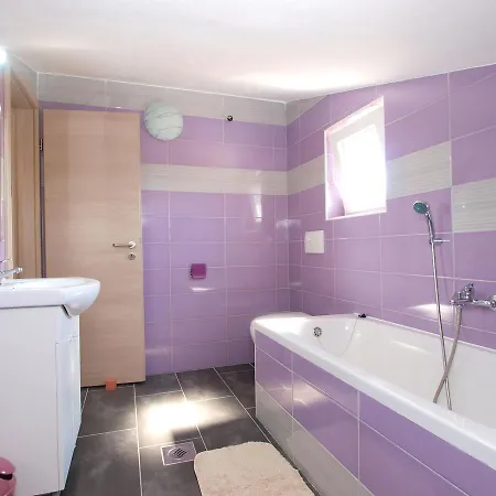 Biljana 1480 Apartment