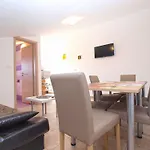 Biljana 1480 Ližnjan
