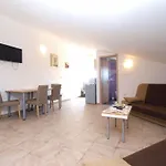 Biljana 1480 Apartmán