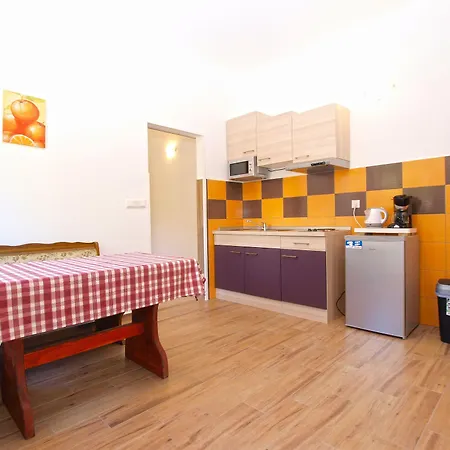 Appartement Biljana 1480 Ližnjan
