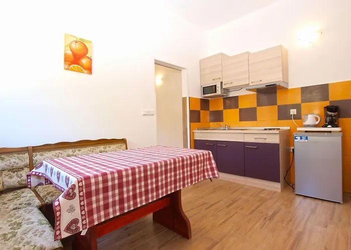 Biljana 1480 * Ližnjan